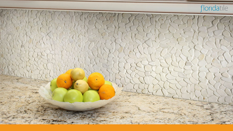 Natural Elegance: Pebble Mosaic Flooring with Florida Tile PietraArt Pebbles